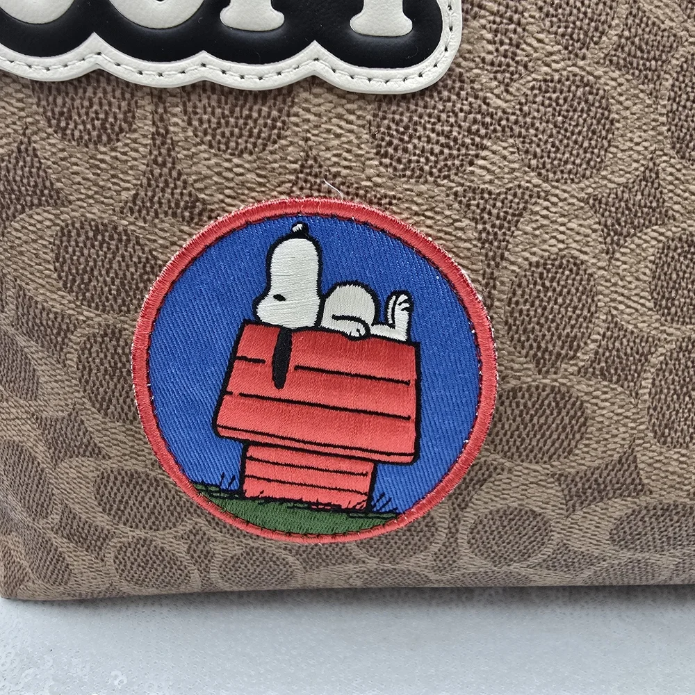 Coach x Peanuts City Tote with Snoopy, Lucy, Charlie Brown Patches Tan & Khaki - Picture 4 of 15